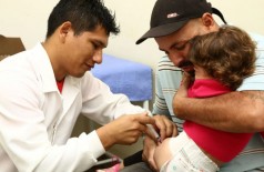 A vacinação acontece das 7h às 11h e das 13h às 17h nos postos de saúde -  A.Frota