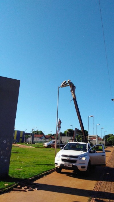 Manutenção da iluminação pública alegada pela prefeitura deverá ser atestada pelo MPE em ação judicial (Foto: A. Frota)