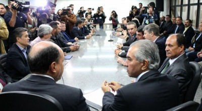 A previsão do governador Reinaldo Azambuja é de que a lei reduzindo o imposto seja publicada na edição desta quarta-feira (6.6) do Diário Oficial do Estado (Foto: Chico Ribeiro)