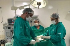 Duas primeiras cirurgias realizadas no hospital foram na área de urologia (Foto: Divulgação)