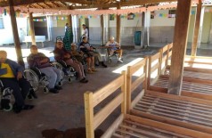 Asilo São Francisco recebeu a doação de mais seis camas (Foto: Keila Oliveira/Agepen)