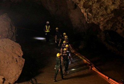 Soe Zeya Tun/Reuters - Parte do time tirado de caverna tem infecção, mas quadro não preocupa