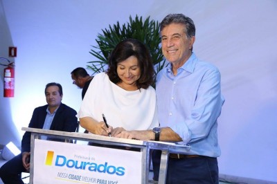 Ex-prefeito Murilo Zauith foi elogiado por Délia durante a transição de governos, no final de 2016 (Foto: A. Frota)