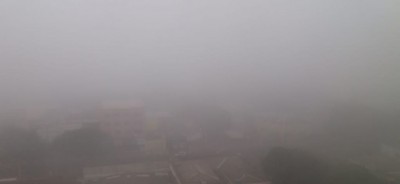Dourados amanheceu com forte neblina nesta sexta-feira (27) - (Foto: Karol Chicoski/94FM)