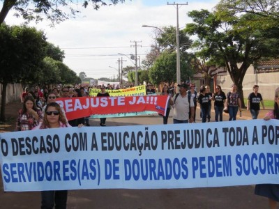 Professores de Dourados votarão sobre possível greve (Foto: Divulgação/Simted)