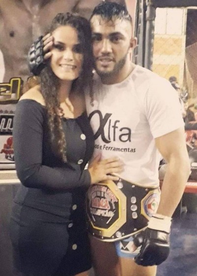 Jessica e Joel estão presos, mas negam crime (Foto: Reprodução/Facebook)