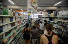 Faturamento dos supermercados aumentou 1,91% de janeiro a julho. Setor espera vender mais no segundo semestre   (Tânia Rêgo/Agência Brasil)
