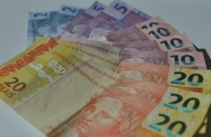 Crédito bancário para 2.646.626 contribuintes será feito dia 17, somando R$ 3,3 bilhões    (Marcello Casal/Agencia Brasil)