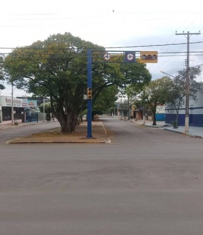 O semáforo parou de funcionar na última quinta-feira e só foi consertado na manhã desta segunda-feira (15) - (Foto: divulgação/94FM)
