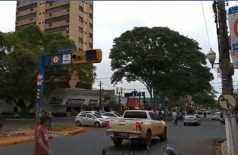 Semáforo na Avenida Marcelino Pires desligado (Foto: reprodução/internet)