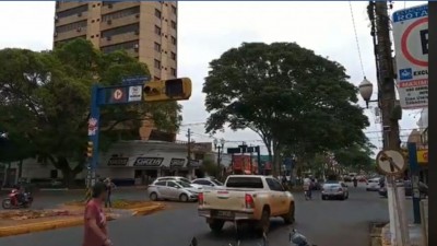Semáforo na Avenida Marcelino Pires desligado (Foto: reprodução/internet)