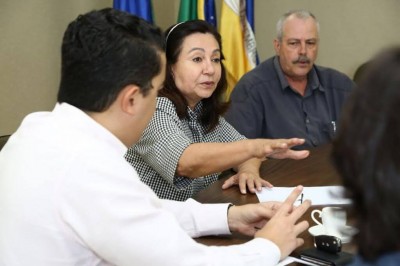 Além do ex-secretário de Fazenda, que pediu exoneração após ser preso, prefeita Délia Razuk agora exonerou dois nomeados e afastou outros dois concursados (Foto: A. Frota)