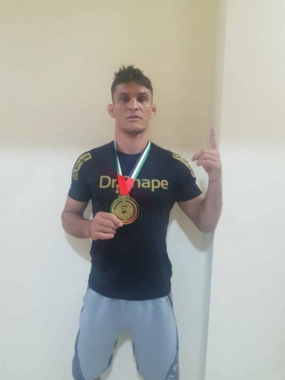 Maicon Pereira do Nascimento conquistou mundial faixa roxa master até 85 quilos em Abu Dhabi (Foto: Divulgação)