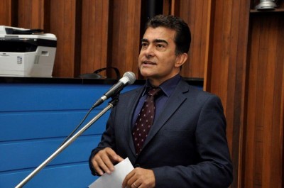 Deputado diz que o projeto garante proteção ao patrimônio público (Foto: Luciana Nassar)