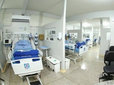 Intensicare administra os 20 leitos do Hospital da Vida; empresa afirma que Funsaud, de Dourados, deixou de efetuar pagamentos em dia. (Foto: Helio de Freitas/Arquivo)