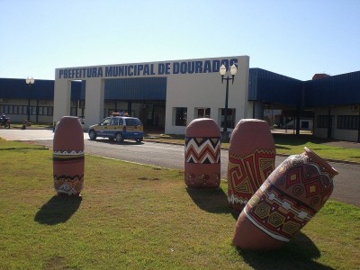 Prefeitura anunciou que pagará restante dos salários após ameaça de greve geral (Foto: A. Frota)