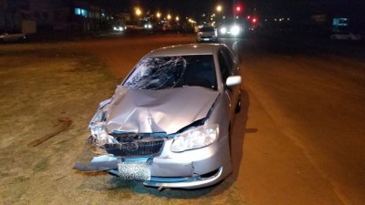 Carro envolvido em acidente fatal na Rua Coronel Ponciano (Foto: Adilson Domingos/Arquivo)