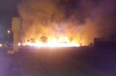 Incêndio nos arredores do Aeroporto de Dourados ocorreu em julho (Foto: 94FM/Arquivo)