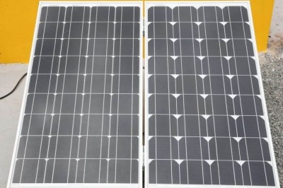 Placas fotovoltaicas usadas para transformar energia solar em elétrica instalada em residência de Brasília (Foto: Antonio Cruz/ Agência Brasil)