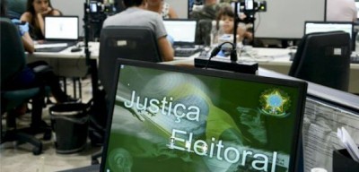 Atendimentos para biometria são feitos mesmo sem agendamento no Fórum Eleitoral de Dourados (Foto: Divulgação/TRE-MS)