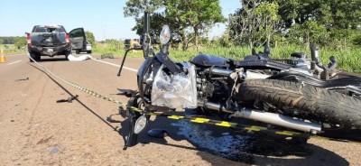 Motociclista morre após colidir em traseira de caminhonete na BR-060, em Campo Grande. — Foto: Misael Maciel dos Reis