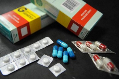 Uso inadequado de antibióticos aumenta resistência de bactérias (Foto: Arquivo/Agência Brasil)