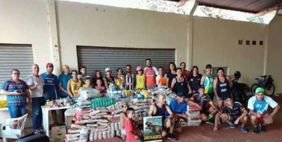 Na mais recente ultramaratona solidária, arrecadação de alimentos foi de 2,8 mil quilos (Foto: Divulgação)