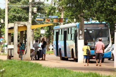 Tarifa do transporte coletivo vai de R$ 3,30 para R$ 3,50 em janeiro (Foto: A. Frota)