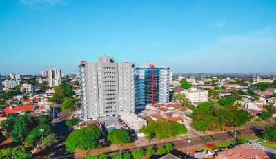 Temperatura sobe mais de 12 graus durante o dia em Dourados (Foto: Rafael Wisley)