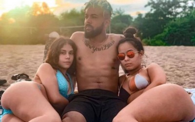 Stephen, Pamela (à direita) e Priscilla (à esqueda) formam um trisal e afirmam que esse estilo de vida melhorou a relação (Foto: Reprodução/Instagram)