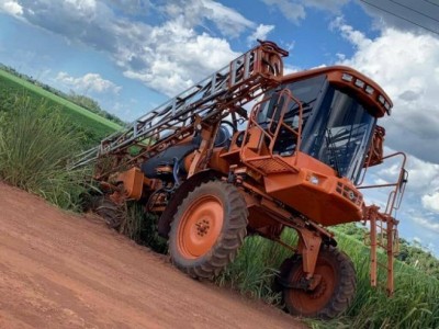 Equipamento que foi abandonado pelos assaltantes. (Foto: Rio Brilhante em Tempo Real)