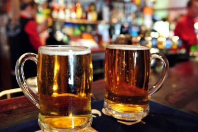 Sobe para 21 o número de casos suspeitos de intoxicação por cerveja