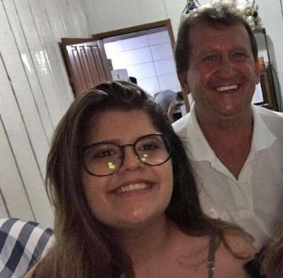 Antônio e a filha, Amanda - Foto: Reprodução/Facebook