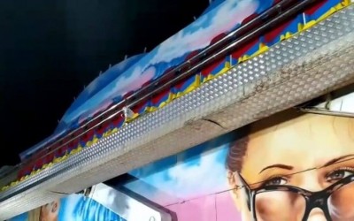 Mulher morre após ser arremessada de brinquedo em parque de diversões