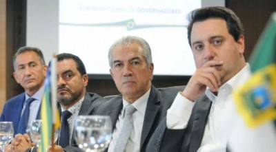Reinaldo Azambuja cobrou do ministro criação de um fundo de ressarcimento aos estados (Foto: Edson Leal