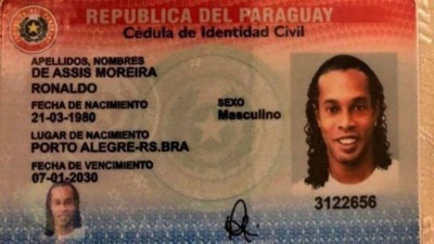 As identidades usadas por Ronaldinho e Assis - Foto: Reprodução/Ministério Público do Paraguai