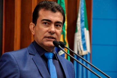 Milhares de internautas já visualizaram o vídeo e elogiaram as palavras do deputado -Foto: Luciana Nassar