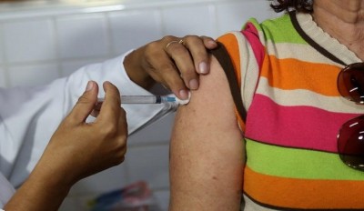 Pesquisador explica os tipos de vacinas existentes e porque a imunização é segura (Foto: reprodução/governo de MS)