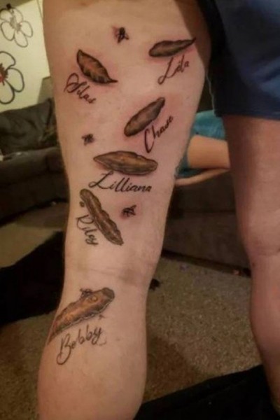 Tatuagem de fezes em 'homenagem' aos seis filhos - Foto: Reprodução/Reddit