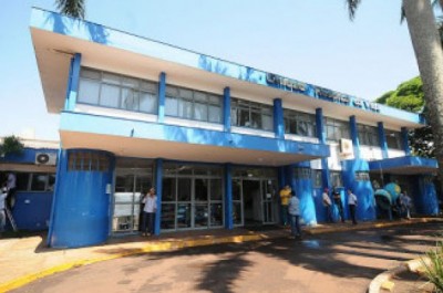 Justiça manda prefeitura reativar leitos de UTI Covid