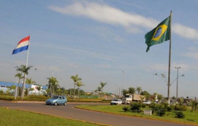 Autoridades de Pedro Juan citam saúde precária e ameaçam fechar a fronteira