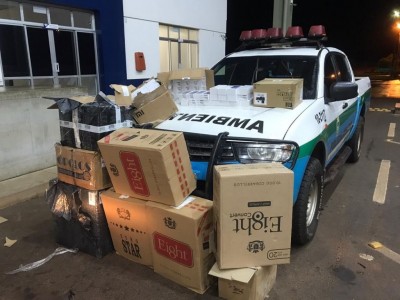 Caixas onde estavam os produtos contrabandeados — Foto: PMA/Divulgação