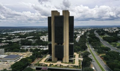 Mercado financeiro aumenta projeção da inflação para 3,98% em 2021