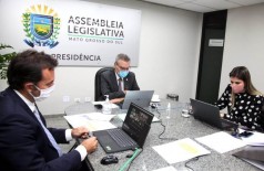 Presidente da Assembleia, Paulo Corrêa, conduziu a votação virtual (Foto: Wagner Guimarães/Alems)