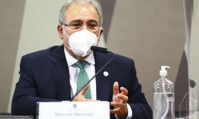 Ministro presta depoimento em CPI no Senado (Foto: Marcelo Camargo/Agência Brasil)