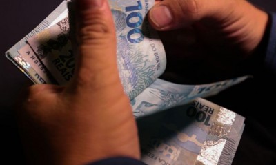 Redução de preços foi mais forte entre famílilias de maior renda (Foto: Marcello Casal Jr./Agência Brasil)