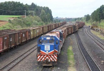 Freitas defende o avanço da ferrovia até Mato Grosso do Sul (Foto: Divulgação/Ferroeste)