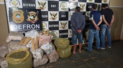 Mais de 350 quilos de drogas são apreendidos em oficina desativada na fronteira