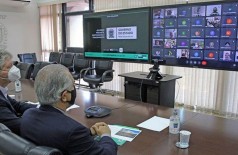 Governador Reinaldo Azambuja e secretário Jaime Verruck participaram da videoconferência (Foto: Chico Ribeiro)