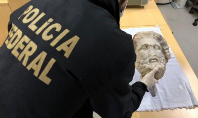 Escultura ficou retida em Viracopos e foi comprada pela internet (Foto: Divulgação/Polícia Federal)